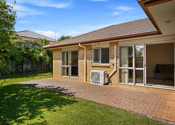  at 12 Richfield Crescent, Westgate, Waitakere City, Auckland