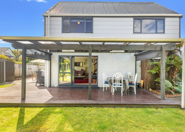 at 3/8 Longford Street, Mount Wellington, Auckland