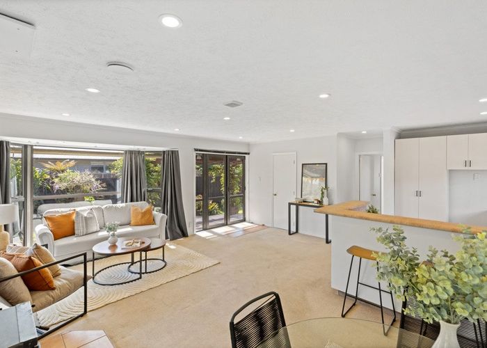  at 14 Cavendish Road, Casebrook, Christchurch
