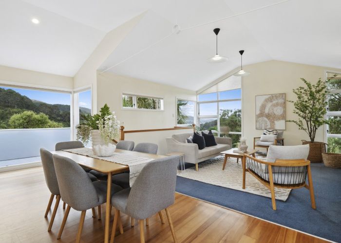  at 22 Homewood Crescent, Karori, Wellington