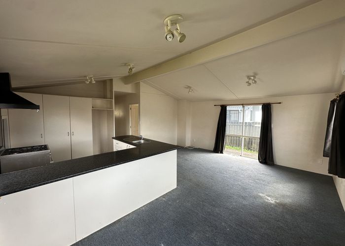  at 10 Swanson Road, Henderson, Waitakere City, Auckland
