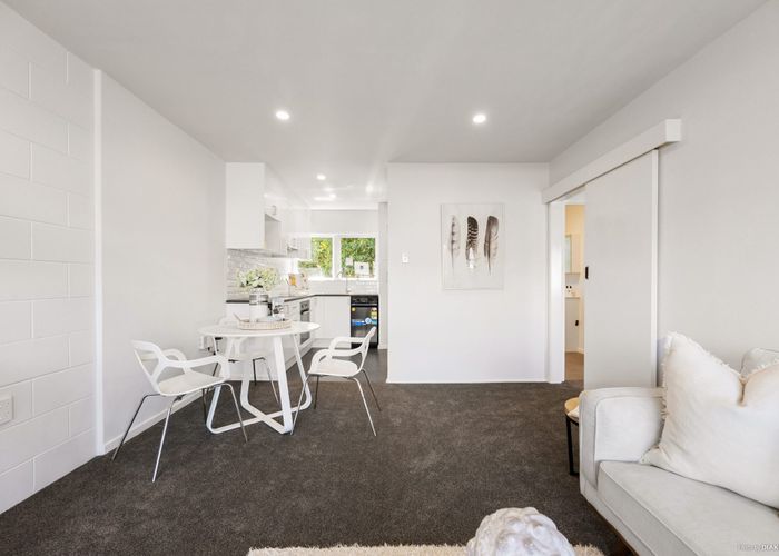  at 20/11 Tawera Road, Greenlane, Auckland City, Auckland