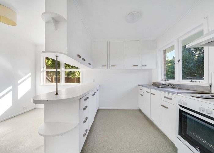  at 2/11 Don Street, Papakura, Papakura, Auckland