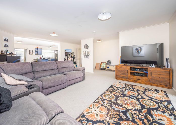  at 6 Tupe Lane, Huntington, Hamilton, Waikato