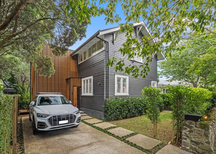  at 4 Poronui Street, Mount Eden, Auckland City, Auckland