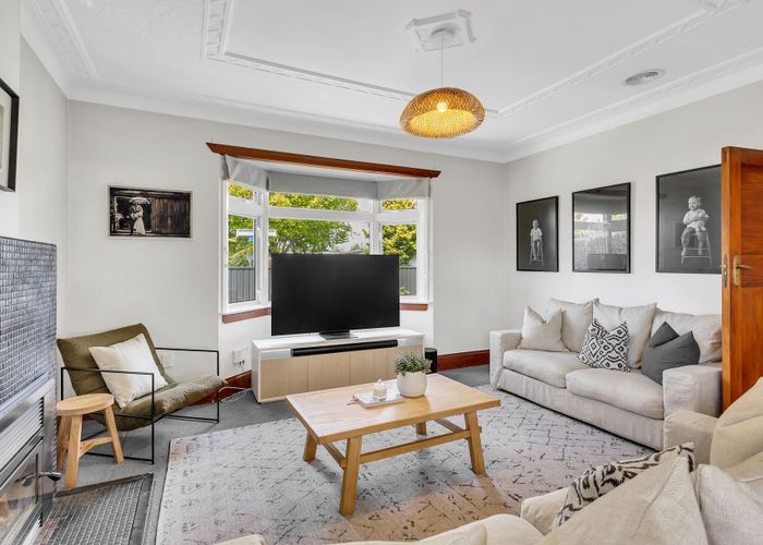  at 215 Riverslea Road South, Akina, Hastings, Hawke's Bay