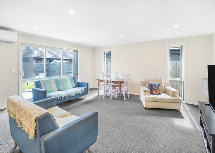  at 242 Dixon Road, Fitzroy, Hamilton