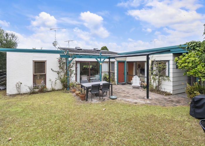 at 4 Tisdall Crescent, Saint Johns, Auckland