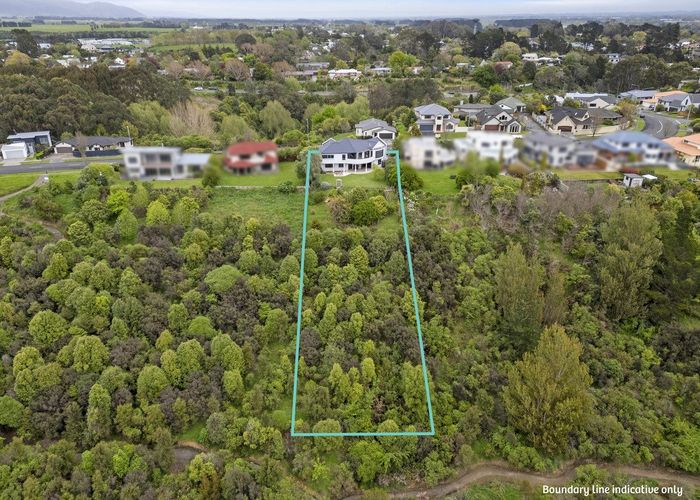  at 33 Ruapehu Drive, Fitzherbert, Palmerston North