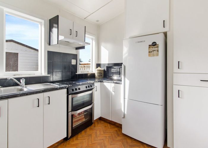  at 16 Memorial Avenue, Parkside, Timaru