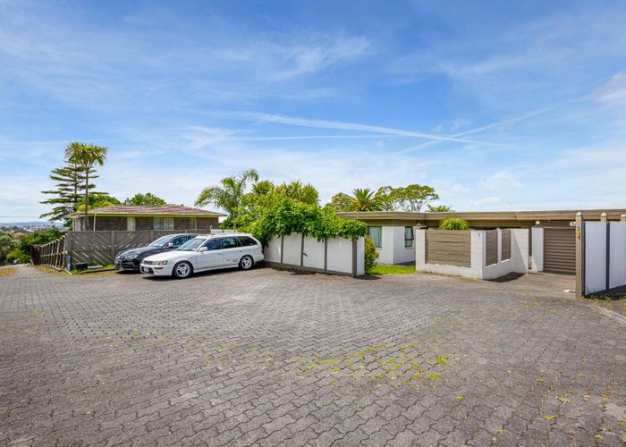  at 1/262 Don Buck Road, Massey, Waitakere City, Auckland