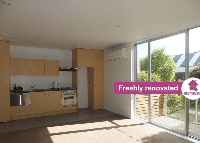  at 6 Tussock Lane, Ferrymead, Christchurch City, Canterbury