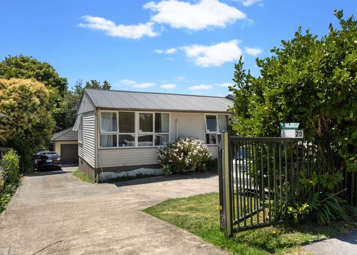  at 20 Larnoch Road, Henderson, Waitakere City, Auckland