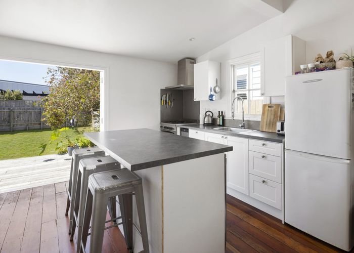  at 109 Onepu Road, Lyall Bay, Wellington