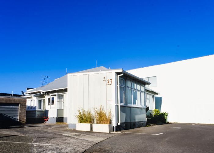  at 9/27 Mokoia Road, Birkenhead, Auckland