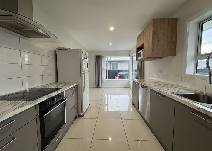  at 22 Skerten Avenue, Hornby, Christchurch City, Canterbury