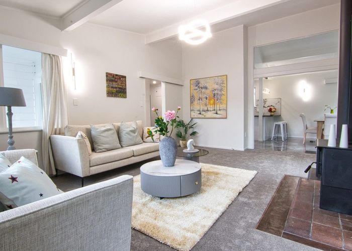  at 11 Hillcrest Grove, Hill Park, Manukau City, Auckland