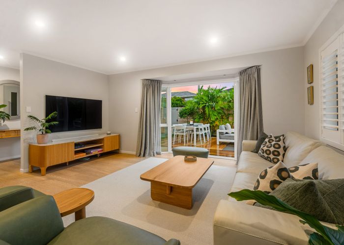  at 26 Margaret Place, Milford, North Shore City, Auckland