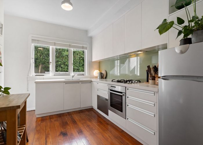  at 4/2 Salisbury Street, Herne Bay, Auckland City, Auckland