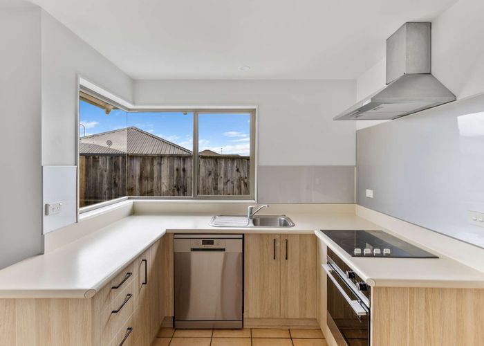  at 6 Paramu Place, Richmond