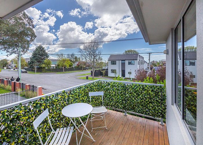  at 1/82 Southampton Street, Sydenham, Christchurch