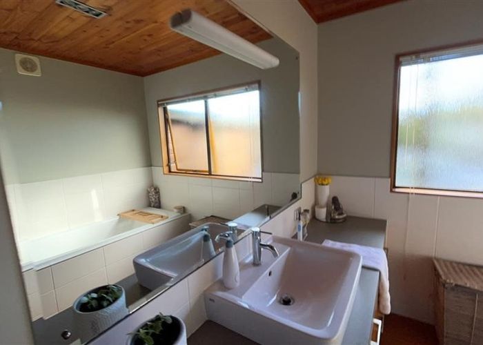  at 9 Marina View Drive, West Harbour, Auckland