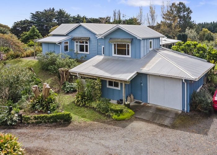  at 41 Walkers Lane, Manakau, Levin