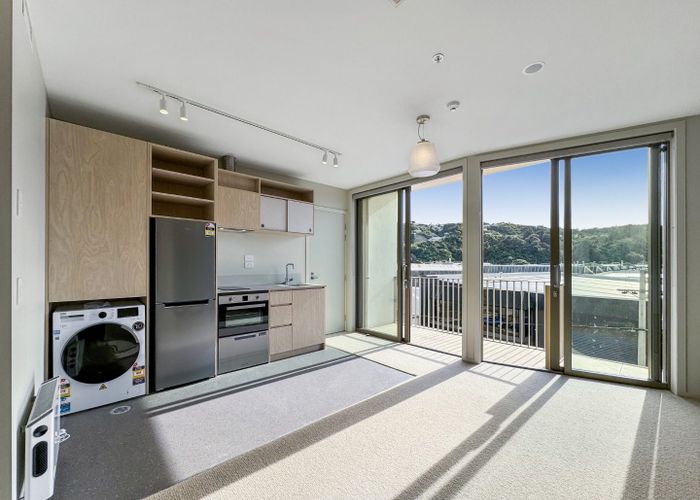  at 208/2 Campbell Terrace, Petone, Lower Hutt, Wellington