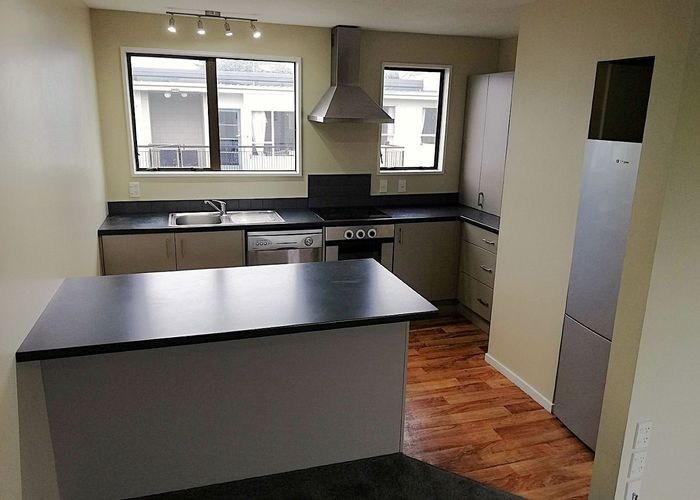  at 4/31 Brockworth Place, Riccarton, Christchurch City, Canterbury