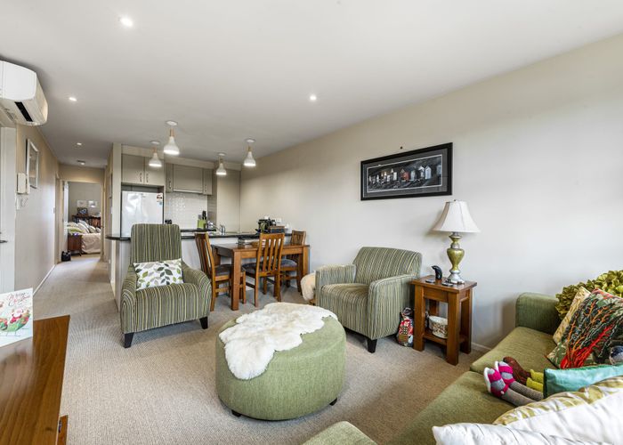  at 36/8 Landscape Road, Papatoetoe, Auckland