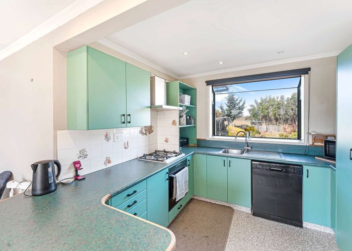  at 5 The Avenue, Pareora