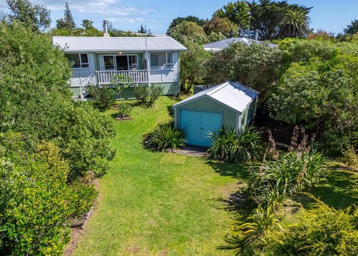  at 3 Arthur Street, Waikawa Beach, Manakau