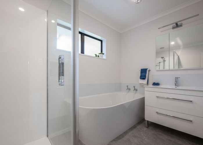  at 40 Kent Terrace, Taradale, Napier