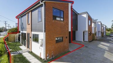  at 12/100 Seymour Road, Sunnyvale, Auckland