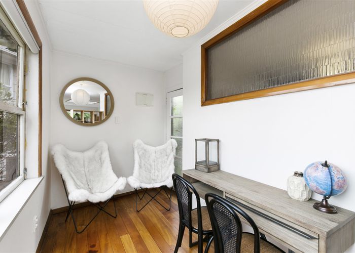  at 30 Cave Road, Houghton Bay, Wellington