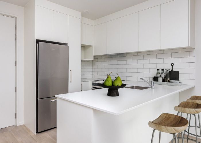  at 2/1 Reiputa Lane, Mount Wellington, Auckland City, Auckland