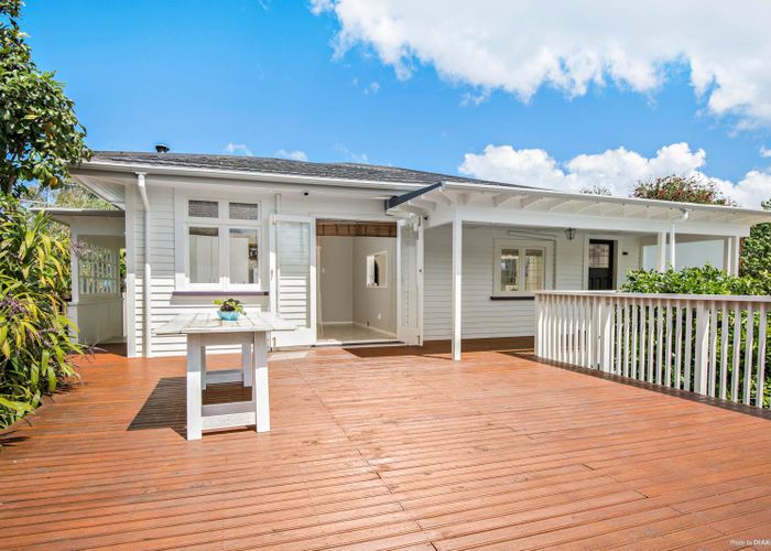  at 105 Abbotts Way, Remuera, Auckland