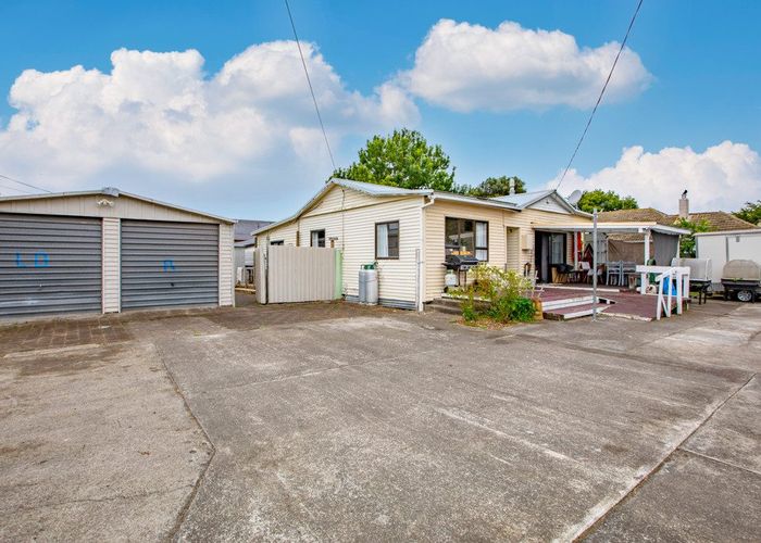  at 42 Geddis Avenue, Maraenui, Napier