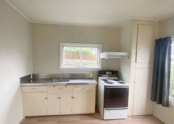  at 3/102 Barbour Street, Waltham, Christchurch City, Canterbury