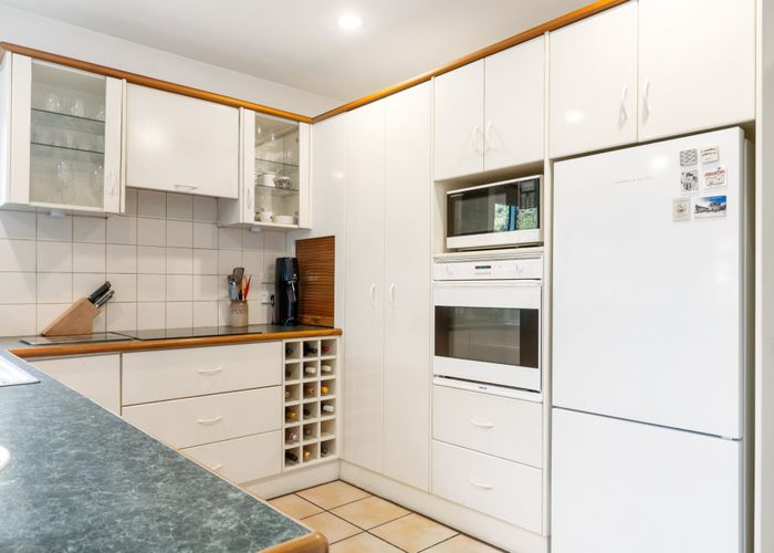  at 22 Hampton Place, Burnside, Christchurch