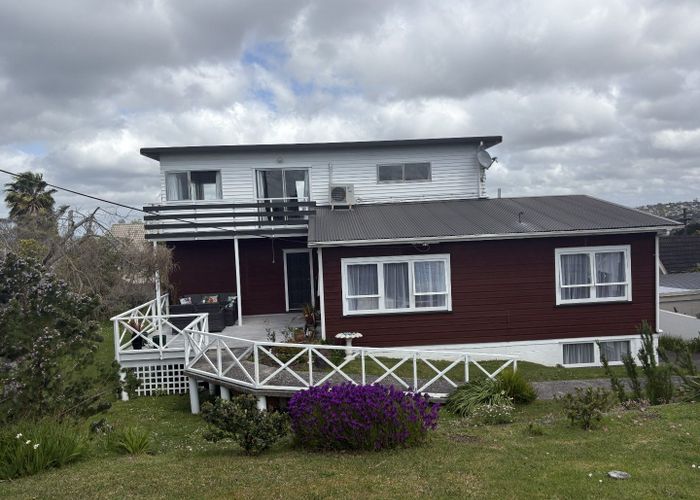  at 11 Firth Road, Browns Bay, North Shore City, Auckland