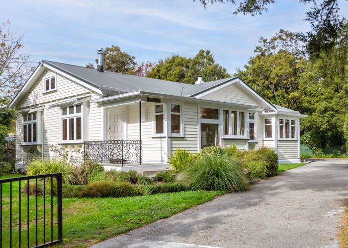  at 14 Mcmaster Street, Greytown