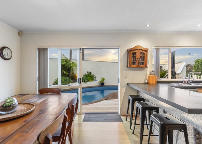 Recently sold 82 Arran Road, Browns Bay, Auckland homes.co.nz