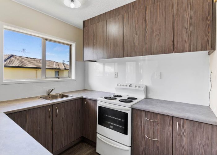  at 6/24 Arawa Street, New Lynn, Auckland