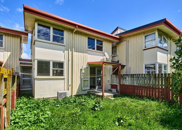  at 6/3 Bouverie Street, Petone, Lower Hutt, Wellington
