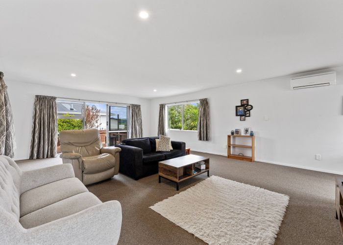  at 2/35 Otupai Street, Two Mile Bay, Taupō