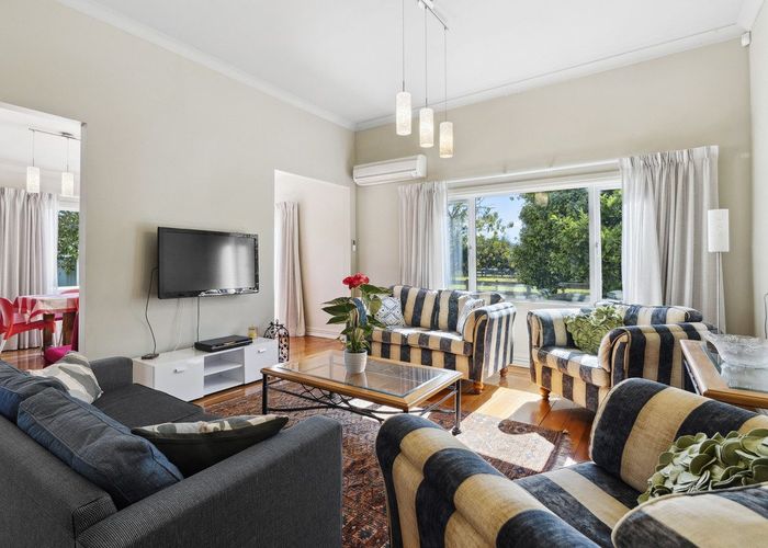  at 13 French Street, Martinborough