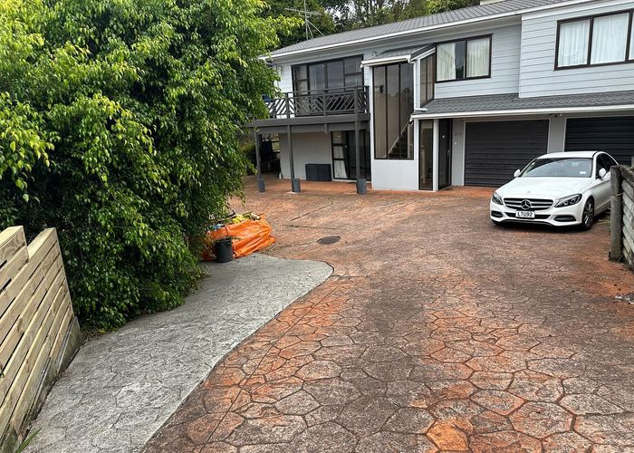  at 27A Downing Street, Glenfield, North Shore City, Auckland