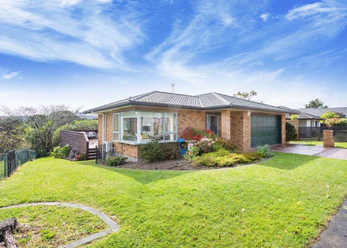  at 31 Cottesmore Place, Huntington Park, Manukau City, Auckland