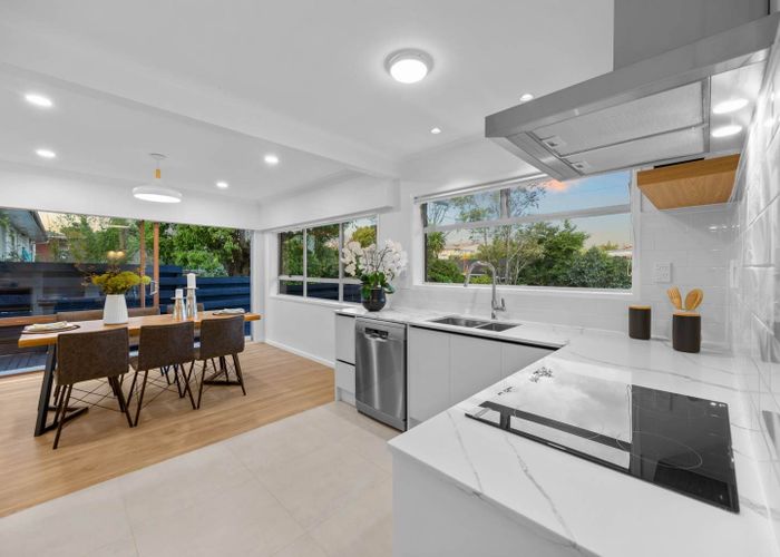  at 79 Meadway, Sunnyhills, Manukau City, Auckland